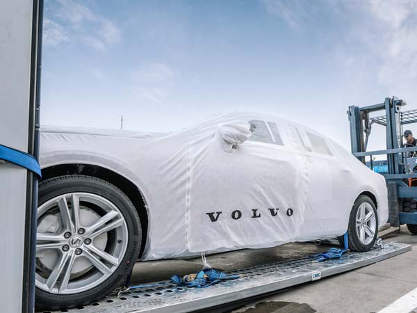 ஐரோப்பா செல்லும் 'மேட் இன் சைனா' வால்வோ கார்கள்!