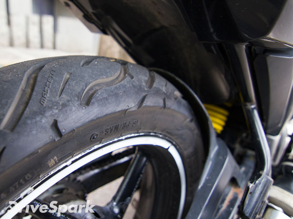 எம்ஆர்எஃப் மாசெட்டர் டயரின் டெஸ்ட் டிரைவ் ரிப்போர்ட்!