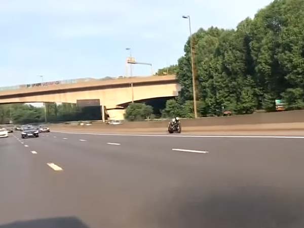 இது தான் உண்மையான கோஸ்ட் ரைடர்? இது தான் உண்மையான கோஸ்ட் ரைடர்?