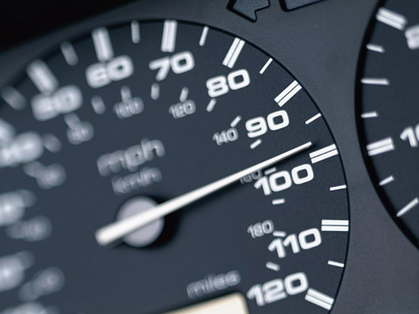 2. அதிவேகம்