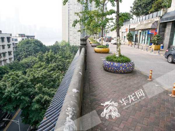 பில்டிங் ரயிலைத் தொடர்ந்து பில்டிங் சாலை: அசத்தும் சீனா..!! 