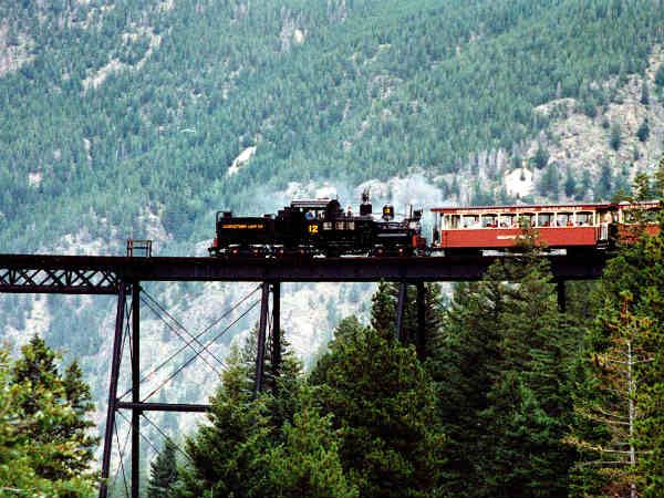 உலகின் மிக உயரமான ரயில் பாதையை அமைக்கிறது இந்தியா..!!