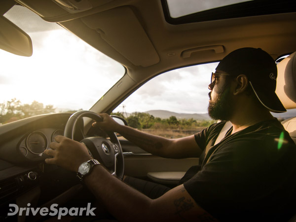  புதிய பிஎம்டபிள்யூ எக்ஸ்5 எக்ஸ்டிரைவ்30டீ கார் டெஸ்ட் டிரைவ் விமர்சனம்!