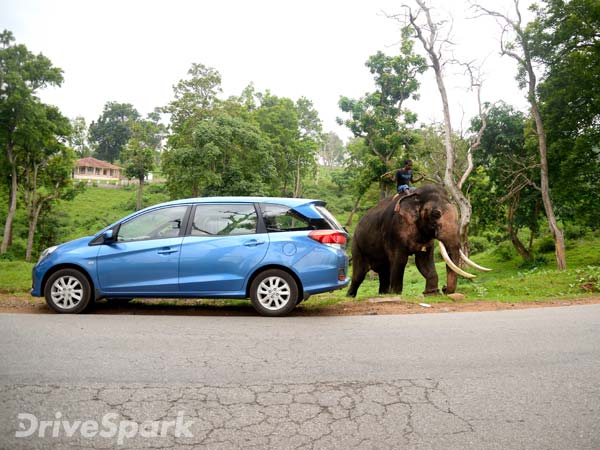 ஹோண்டா மொபிலியோ கார் விற்பனை நிறுத்தம்..!!