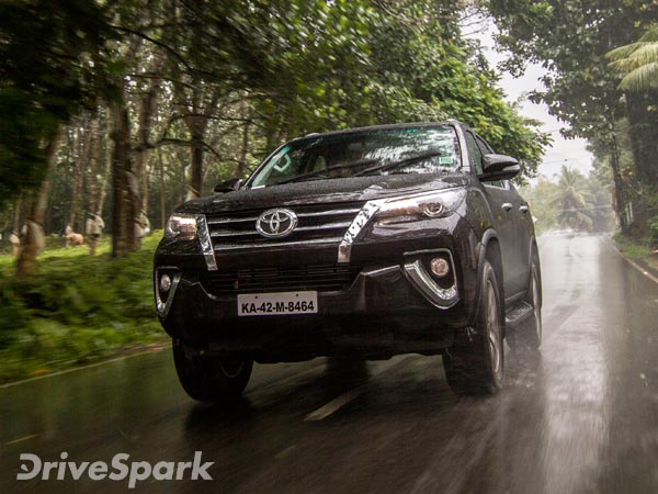  டொயோட்டா ஃபார்ச்சூனர்