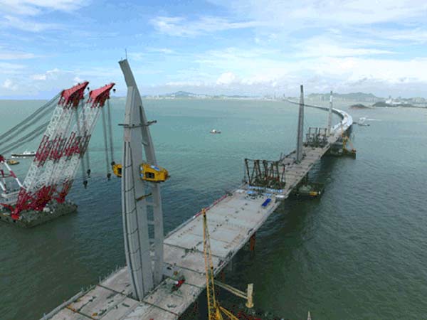 தனிச்சிறப்புடன் கட்டபட்ட உலகின் மிக நீளமான கடல் பாலம்..!!