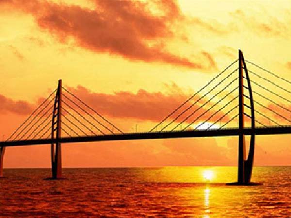 தனிச்சிறப்புடன் கட்டபட்ட உலகின் மிக நீளமான கடல் பாலம்..!!