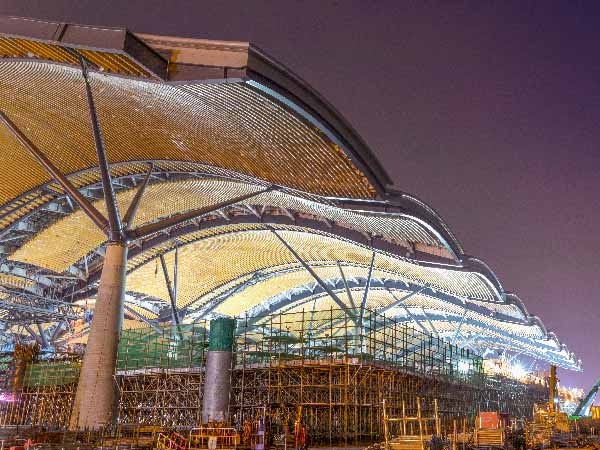 தனிச்சிறப்புடன் கட்டபட்ட உலகின் மிக நீளமான கடல் பாலம்..!!