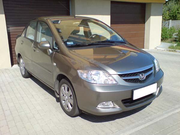 பழைய கார், பைக்குகளை விற்பதற்கு ஜிஎஸ்டி வரி உண்டா? - மத்திய அரசு விளக்கம்! பழைய கார், பைக்குகளை விற்பதற்கு ஜிஎஸ்டி வரி உண்டா? - மத்திய அரசு விளக்கம்!