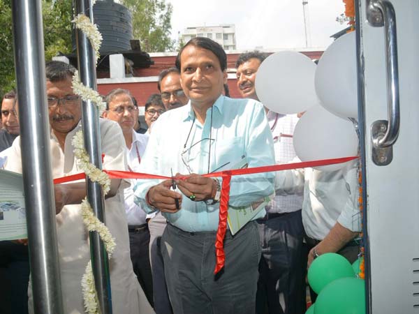 சோலார் ரயில் போக்குவரத்து இந்தியாவில் அறிமுகம்..!!