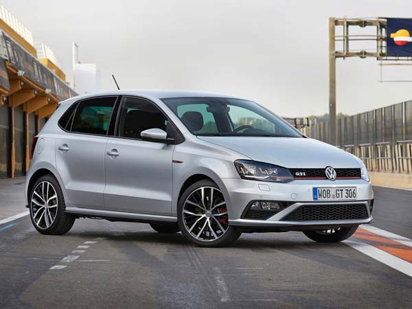 ஃபோக்ஸ்வேகன் போலோ ஜிடிஐ காருக்கு ரூ.6 லட்சம் தள்ளுபடி!