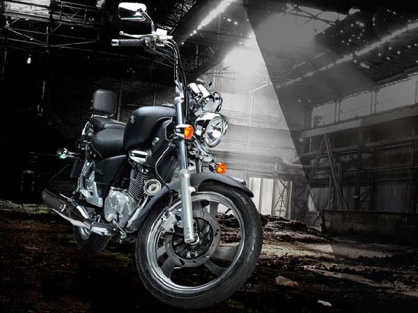 அவென்ஜருக்கு ஆப்பு வைக்க சுசுகி களமிறக்கும் க்ரூஸர் பைக்..!