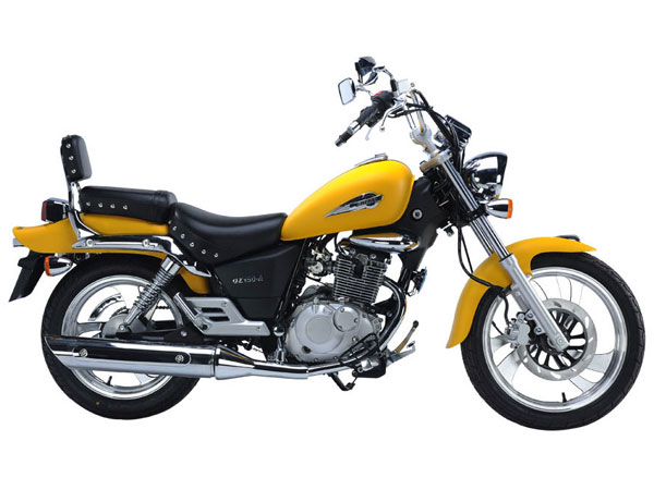 அவென்ஜருக்கு ஆப்பு வைக்க சுசுகி களமிறக்கும் க்ரூஸர் பைக்..!