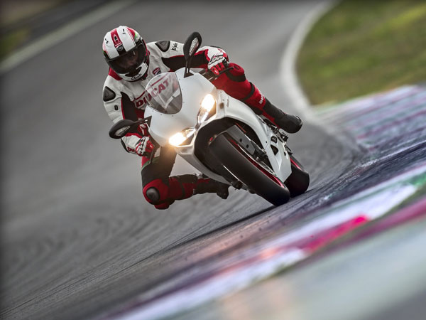  டுகாட்டி பைக்குகளின் புதிய விலை விபரம் வெளியானது!