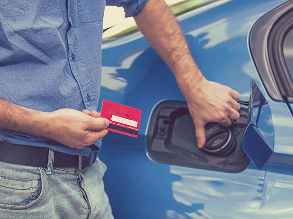 ’ஸ்கிம்மர்’ மூலம் பெட்ரோல் பங்கில் ரூ.20 லட்சம் வரை கொள்ளை!