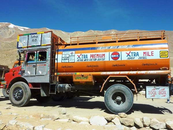 டிரக்குகளில் ஏசி வசதி கட்டாயமாகிறது!