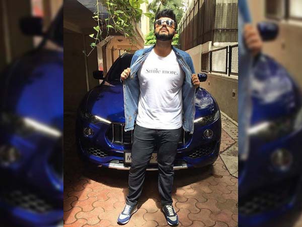 மஸராட்டி லெவன்டா காரை வாங்கிய முதல் இந்திய நடிகர்..!!