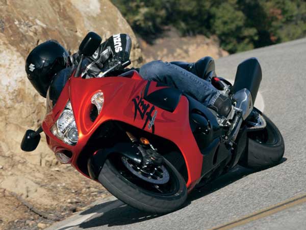 ஹயபுஸா பைக் மாடலில் ஆர்வம் காட்டாத சுசுகி..!!