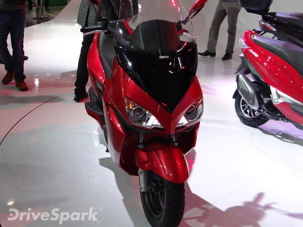 ஹோண்டாவை வீழ்த்த ஹீரோ வெளியிடும் 3 புதிய மாடல் ஸ்கூட்டர்கள்!