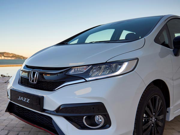 விரைவில் வெளிவரும் ஹோண்டா ஜாஸ் ஃபேஸ்லிஃப்ட் மாடல் கார்..!!