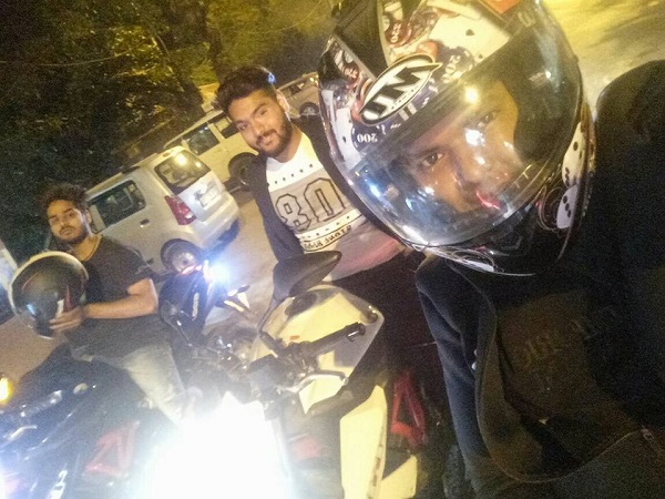 அதிக செயல்திறன் பெற்ற பைக்கில் ரேஸிங் சென்ற இளைஞர் பலி..!!