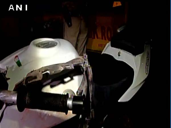 அதிக செயல்திறன் பெற்ற பைக்கில் ரேஸிங் சென்ற இளைஞர் பலி..!!