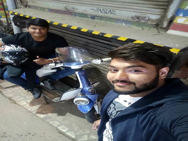 சூப்பர்பைக்களுக்கு தடை வேண்டும்... ஒரு தந்தையின் கோரிக்கை..!!