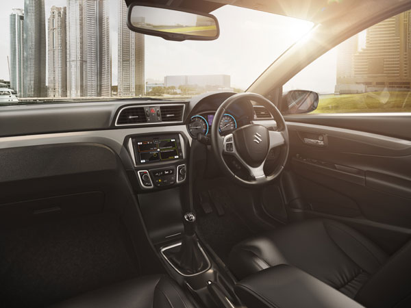 இந்தியாவில் மாருதி சுசுகி சியாஸ் ஸ்போர்ட்ஸ் மாடல் வெளியீடு!