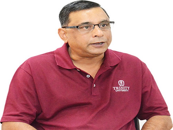 மின்சார கார்களுக்கு மாறும் மத்திய அமைச்சர்கள்..!!