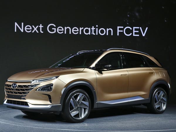 580 கிமீ தூரம் பயணிக்கும் ஹூண்டாய் நிறுவனத்தின் புதிய மின்சார கார்!