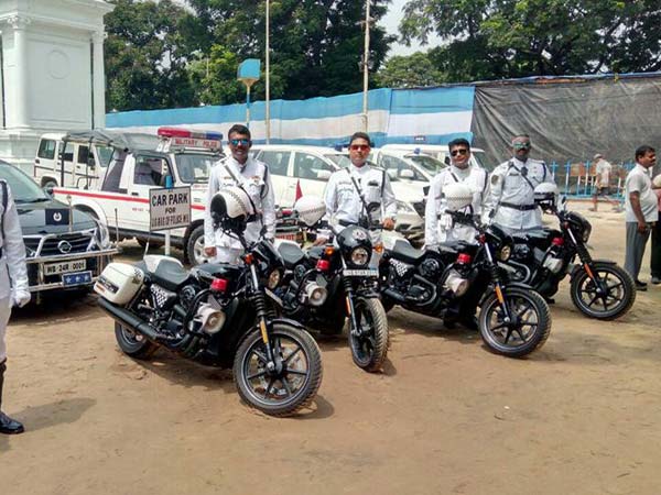 ஹார்லி டேவிட்சன் பைக்கில் வலம் வரும் கொல்கத்தா போலீசார்..!!