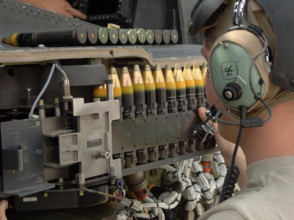 அப்பாச்சி ராணுவ ஹெலிகாப்டர்களின் சிறப்பம்சங்கள்!