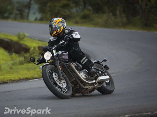 ட்ரையம்ஃப் போனிவில் பாபர் மோட்டார்சைக்கிள் டெஸ்ட் டிரைவ் ரிப்போர்ட்!