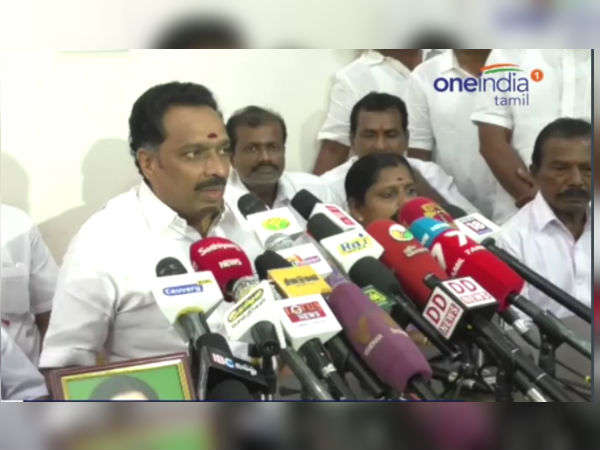  செப்டம்பர் முதல் கையில் அசல் ஓட்டுனர் உரிமம் கட்டாயம்!