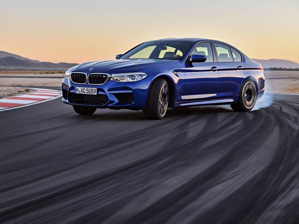 சூப்பர் செடான் கார்களின் அரசன் புதிய பிஎம்டபிள்யூ எம்-5 கார் அறிமுகம்!