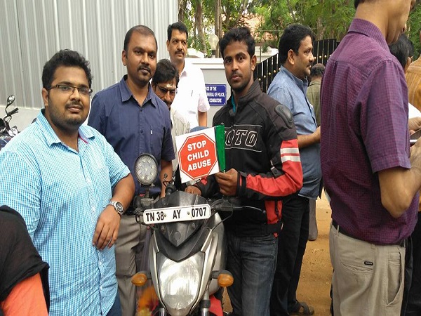 கோவை இளைஞர்களின் விழிப்புணர்வு பயணம்..!!