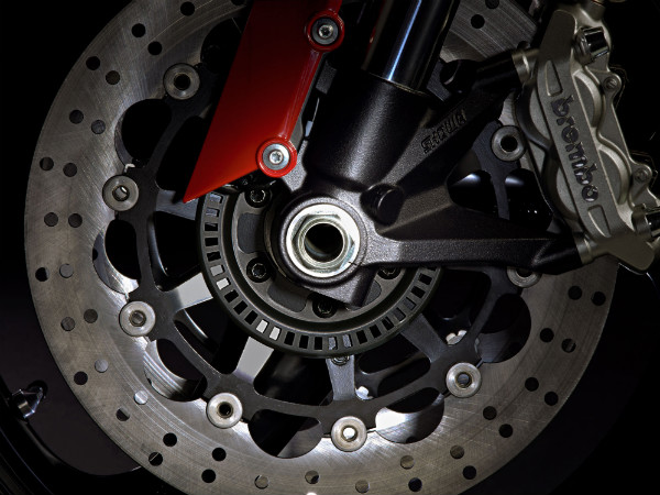 பிரேக்குகளை முறையாக பராமரிக்க ஐந்து எளிய வழிகள்..!!