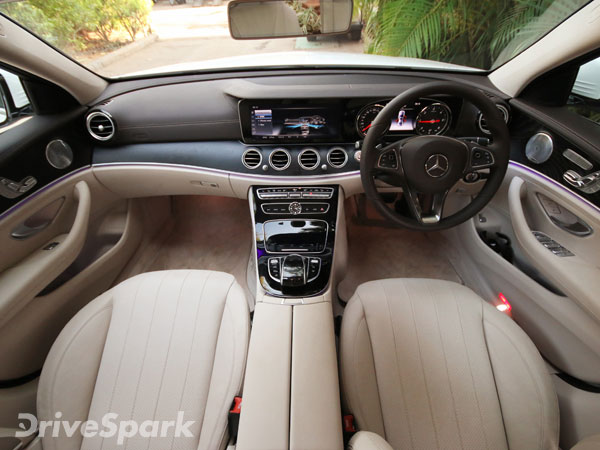 மெர்சிடிஸ் பிரபல மாடல் காரை இடைநீக்கம் செய்த ஜெர்மனி..!!