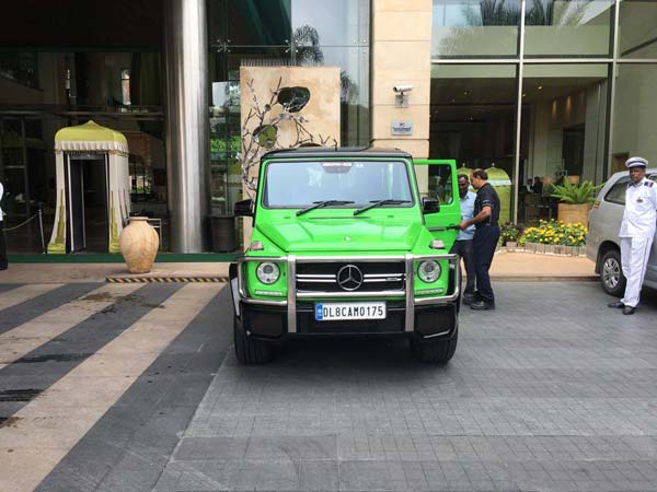 நதிகளை காக்கும் பிரச்சாரத்திற்கு பென்ஸ் எஸ்யூவியை பயன்படுத்தும் ஜக்கி வாசுதேவ்!