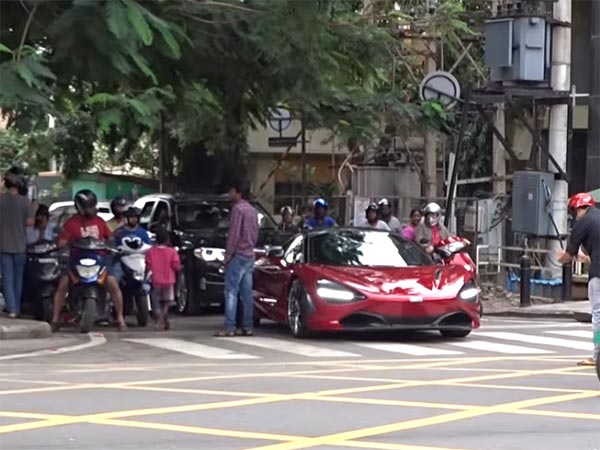 இந்தியாவின் முதல் மெக்லேரன் 720எஸ் கார் சாலைக்கு வந்தது..!!