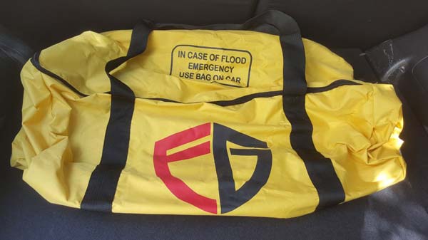 மழை வெள்ள பாதிப்பு: கார்களுக்கான பாதுகாப்பு கவர் அறிமுகம்..!!