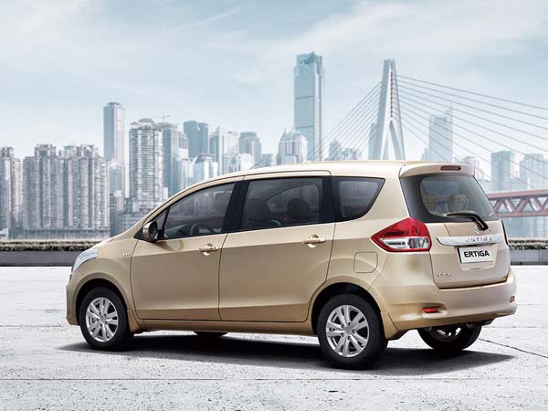 மாருதி சுசுகி களமிறக்கும் 12 புதிய கார்கள்..!!