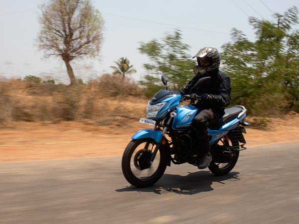 பண்டிகை காலங்களுக்கு ஏற்றவாற்றான டாப்-5 டூ-வீலர் சாய்ஸ்..!! பண்டிகை காலங்களுக்கு ஏற்றவாற்றான டாப்-5 டூ-வீலர் சாய்ஸ்..!!