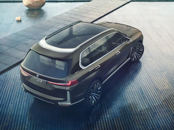 புதிய ரக கார்களில் திடீரென பிஎம்டபுள்யூ முத்திரை மாற்றம்!