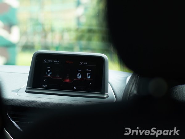 டாடா நெக்ஸான் எஸ்.யூ.வி-யின் வேரியண்டுகள் பற்றிய விவரங்கள்..!!