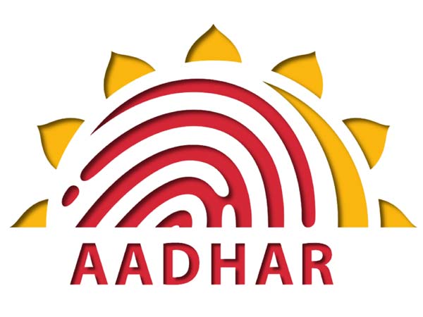 ஓட்டுநர் உரிமங்களுக்கு ஆதார் எண்: மத்திய அரசு பரிசீலனை..!!