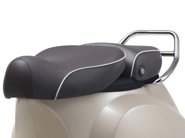 பியாஜியோ வெளியிடும் வெஸ்பா ரெட் ஸ்கூட்டரின் பின்னணி..!!