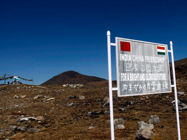 இந்திய எல்லையோரத்தில் புதிய அதிவிரைவு சாலையை திறந்தது சீனா