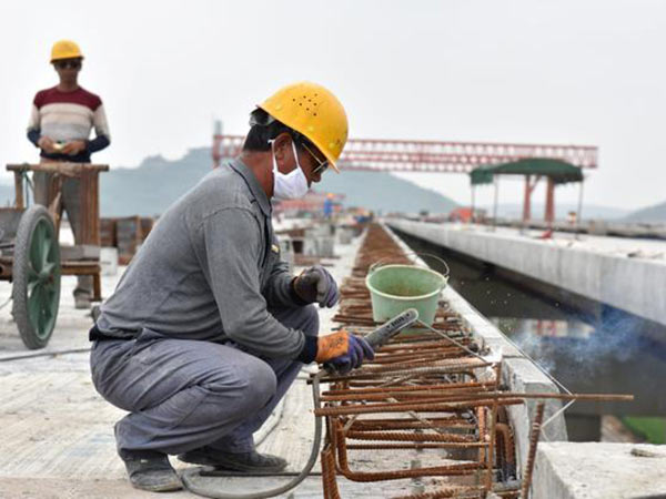 இந்திய எல்லையோரத்தில் புதிய அதிவிரைவு சாலையை திறந்தது சீனா