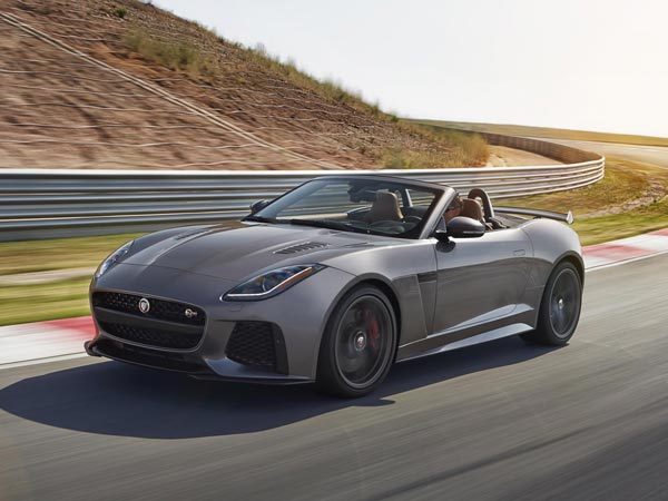 புதிய ஆடம்பர கார் வாங்கும் ஆசையில் சாய்னா நெஹ்வால்..!!